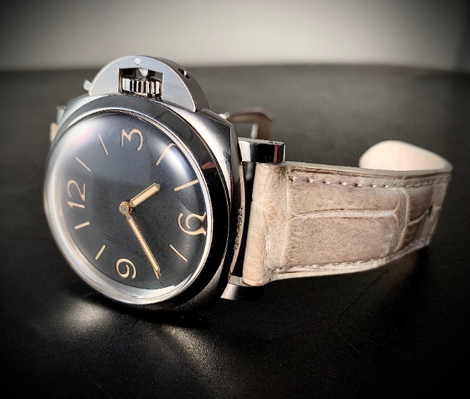 高価買取されるパネライの腕時計のイメージ写真